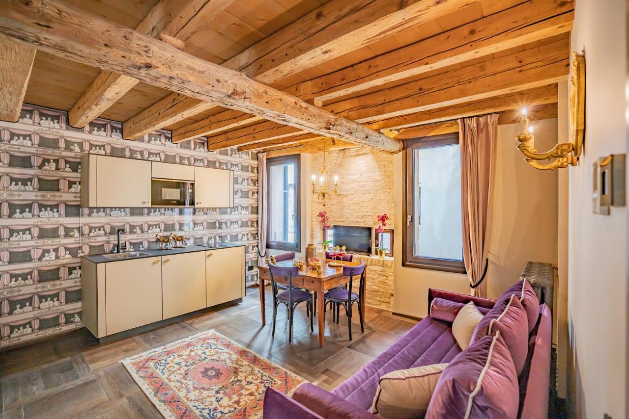 Corte Rubbi 8 Luxury Two-Bedroom Apartment -Dimora Italia - Velence Kültér fotó